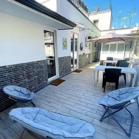 Domus Carbonari Apartment