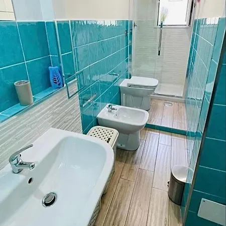 Ampio Con Terrazza Nel Centro Storico Di - Domus Carbonari *