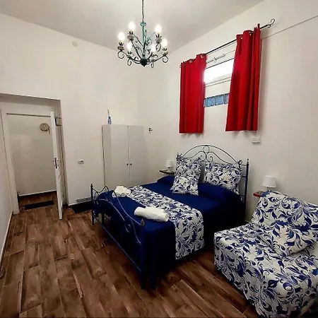 Ampio Con Terrazza Nel Centro Storico Di - Domus Carbonari Lägenhet Neapel